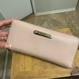 Michael Kors Leather Zip Wallet